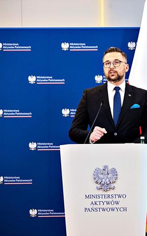 [VIDEO] Wiceminister Marcin Kulasek: PiS ponosi pełną odpowiedzialność za to, że polska zbrojeniówka nie otrzyma znaczących unijnych środków