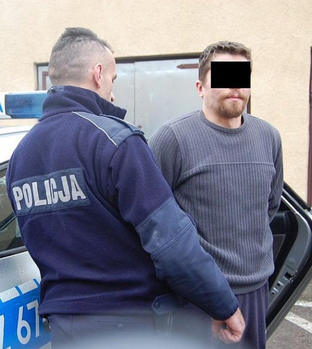 Wołomin: Areszt i zarzut usiłowania zabójstwa kolegi. Zaatakował go nożem
