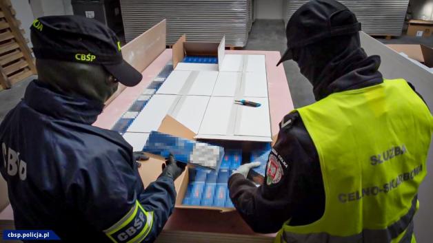 [VIDEO] Szlak przemytu papierosów do Wielkiej Brytanii zlikwidowany przez CBŚP i KAS