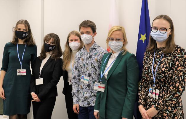 Wizyta minister Anny Moskwy na szczycie klimatycznym COP26 w Glasgow. Szefowa resortu odbyła liczne spotkania ze swoimi odpowiednikami ze Słowacji, Niemiec, Węgier oraz Francji 