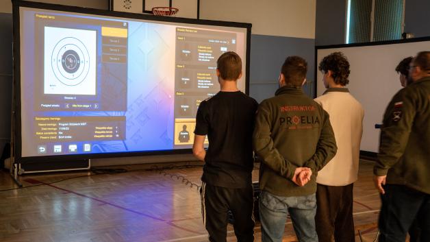 Rusza cykl pilotażowych bezpłatnych zajęć dla dzieci i młodzieży z wykorzystaniem mobilnej strzelnicy laserowej
