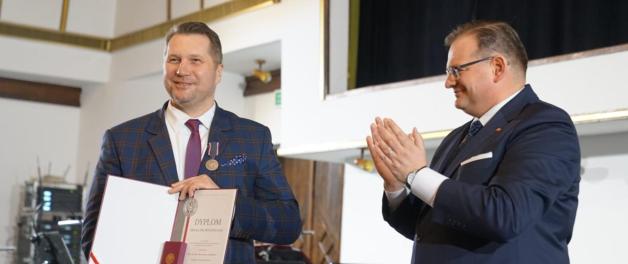 [VIDEO] Szef MEiN: Już dziś 370 tys. młodych ludzi we wszystkich szkołach ponadpodstawowych uczy się historii najnowszej