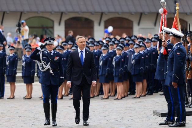 [VIDEO] Prezydent RP na obchodach Święta Policji